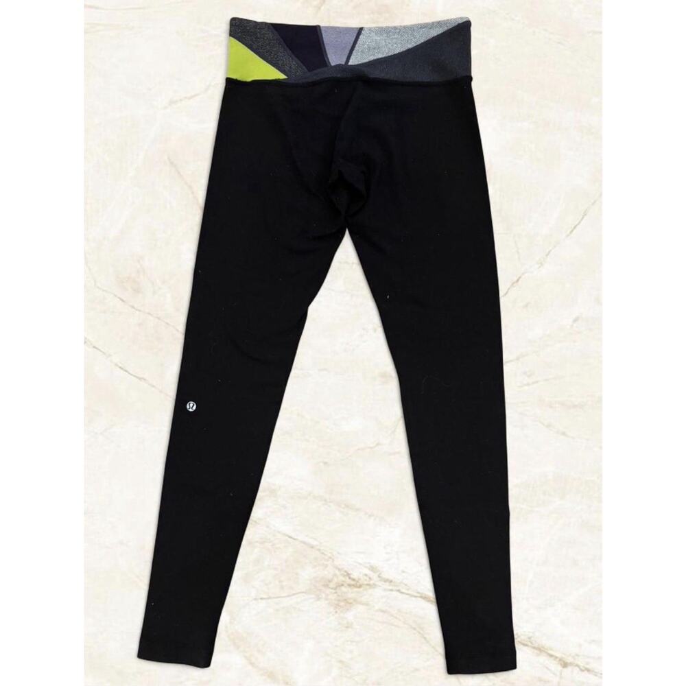Lululemon Reversible Geometric Leggings Size 8 Black & Multi Colored